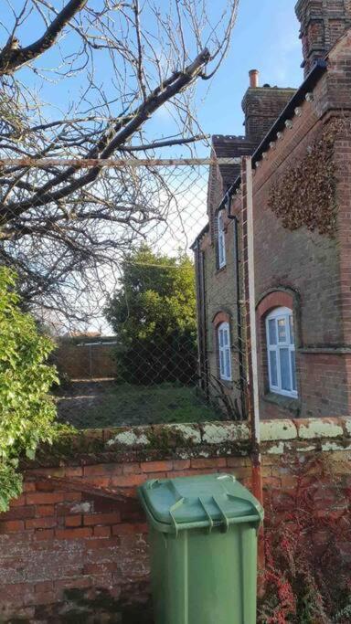 4 Bedroom School House *