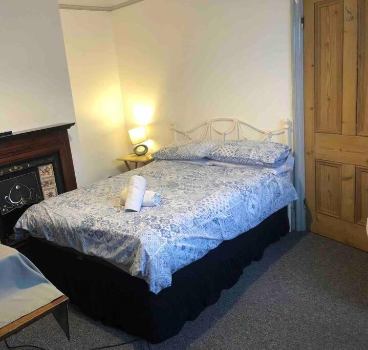 4 Bedroom School House * Holt (Norfolk)